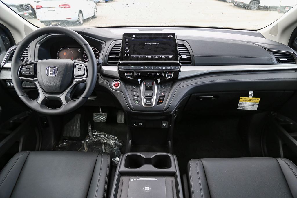 Thumbnail: 2026 Honda Odyssey - 2