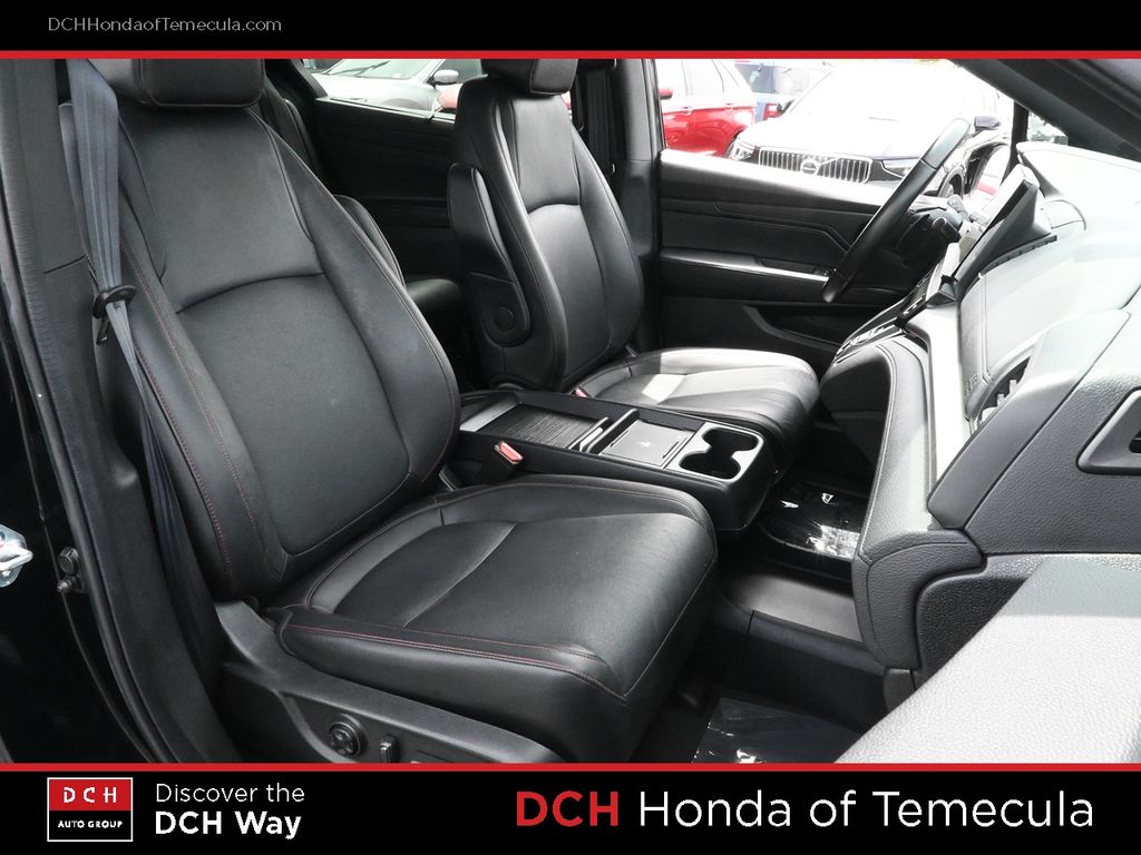 Thumbnail: 2025 Honda Odyssey - 9