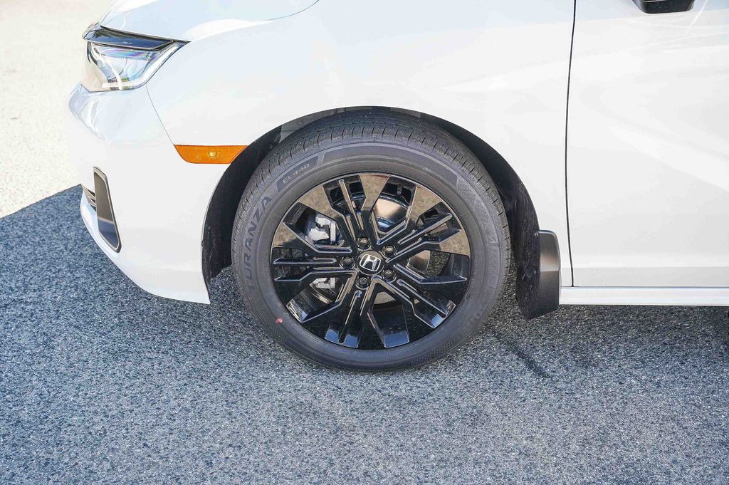 Thumbnail: 2026 Honda Odyssey - 16