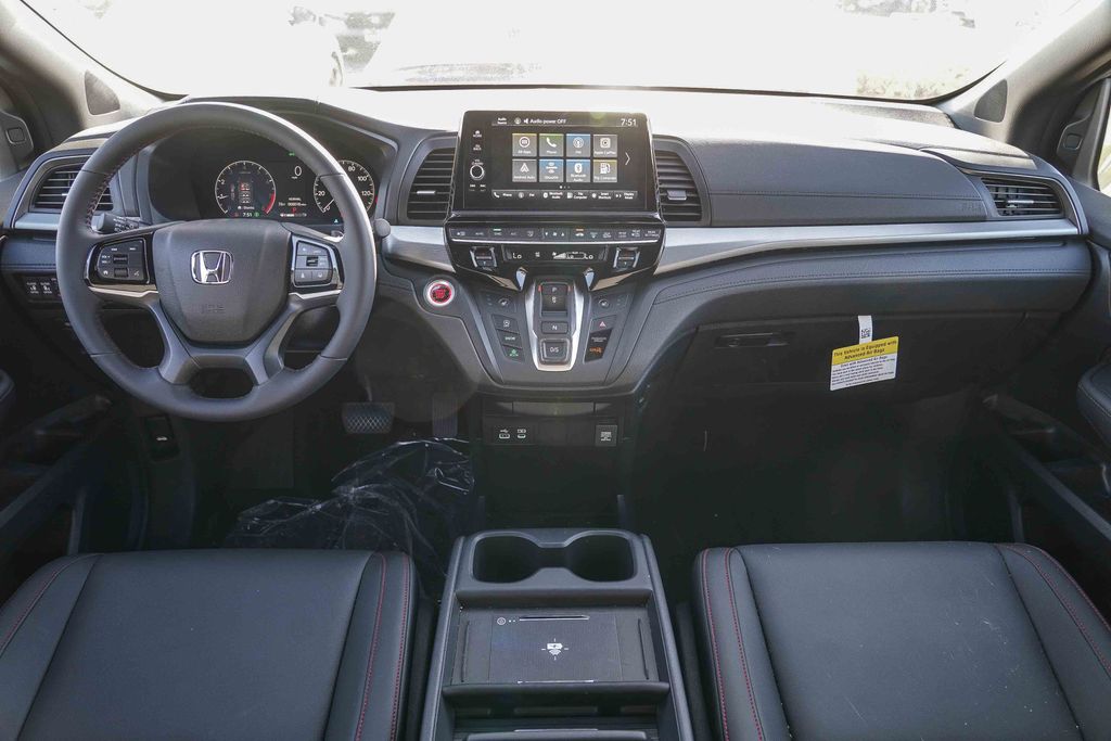 Thumbnail: 2026 Honda Odyssey - 2