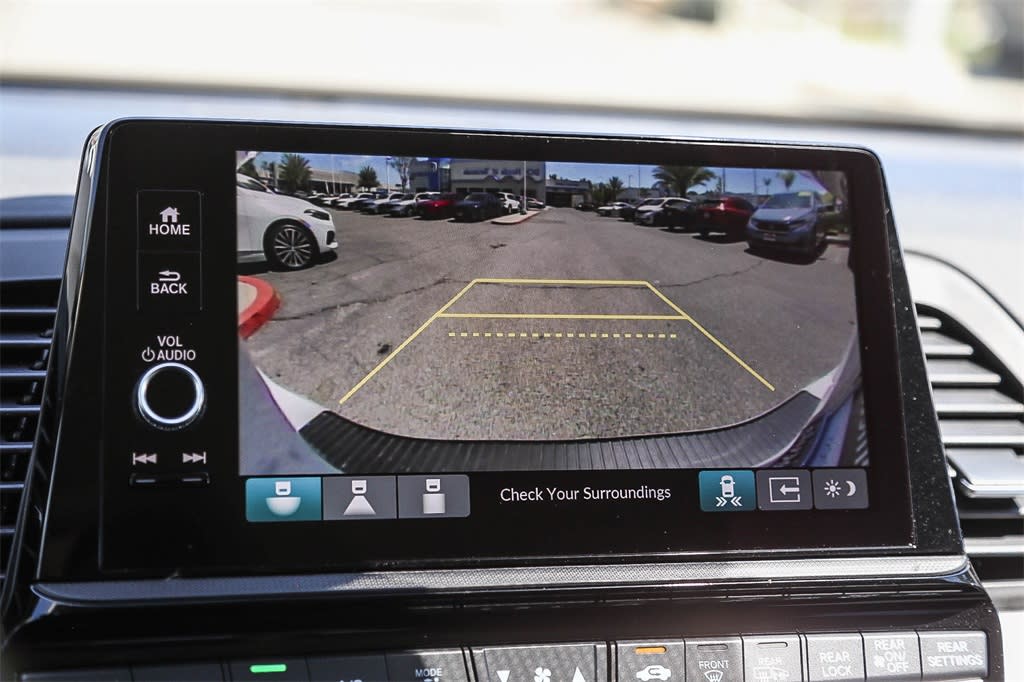 Thumbnail: 2026 Honda Odyssey - 27