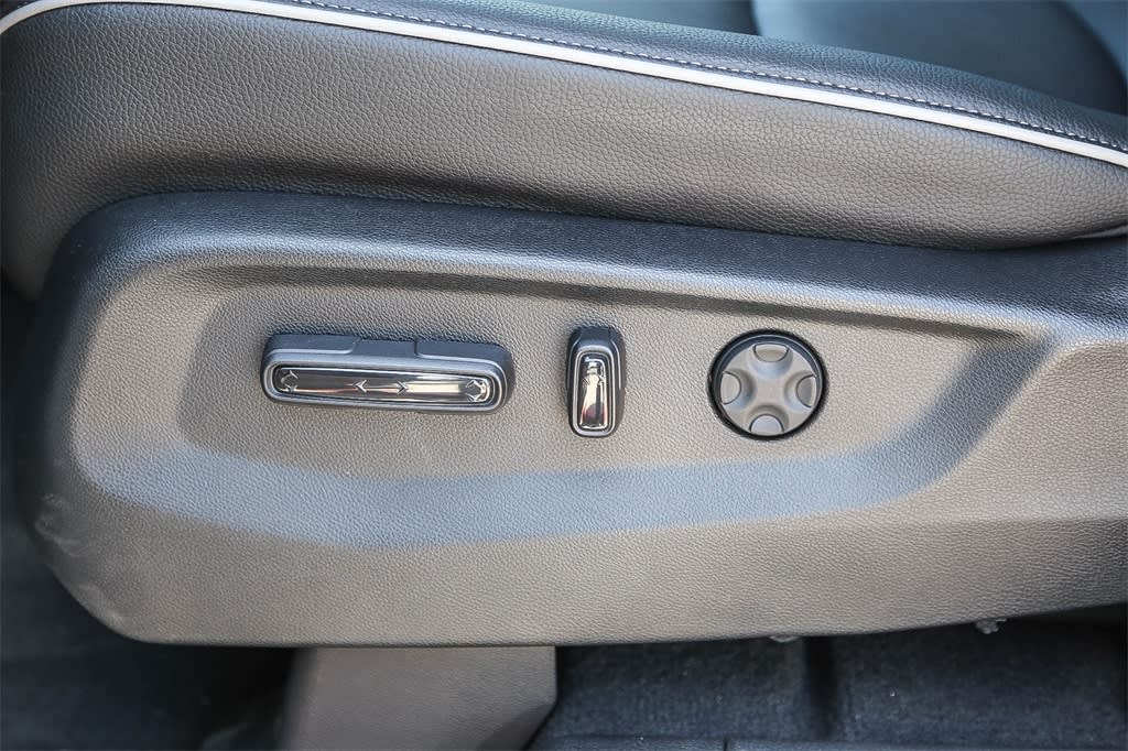 Thumbnail: 2026 Honda Odyssey - 26