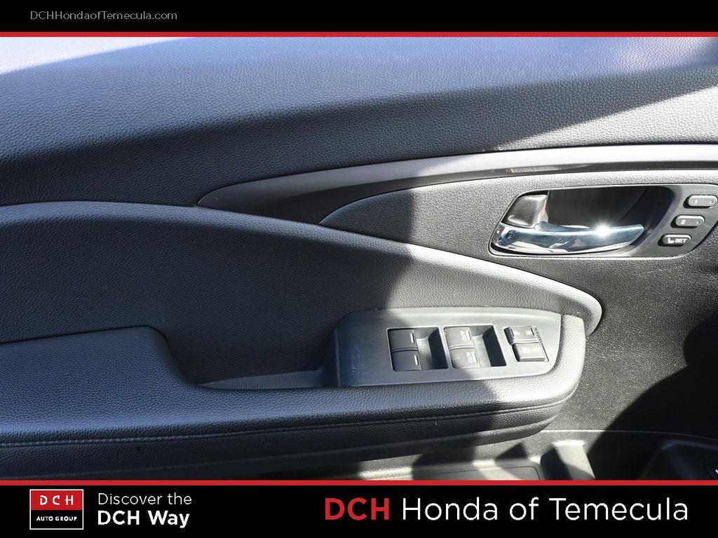 Thumbnail: 2022 Honda Pilot - 22