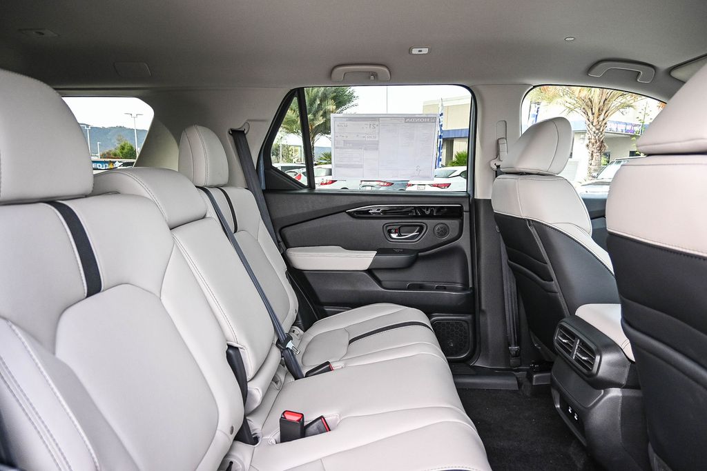 Thumbnail: 2026 Honda Passport - 24