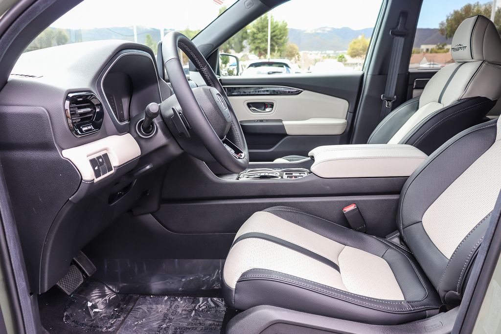 Thumbnail: 2026 Honda Passport - 10