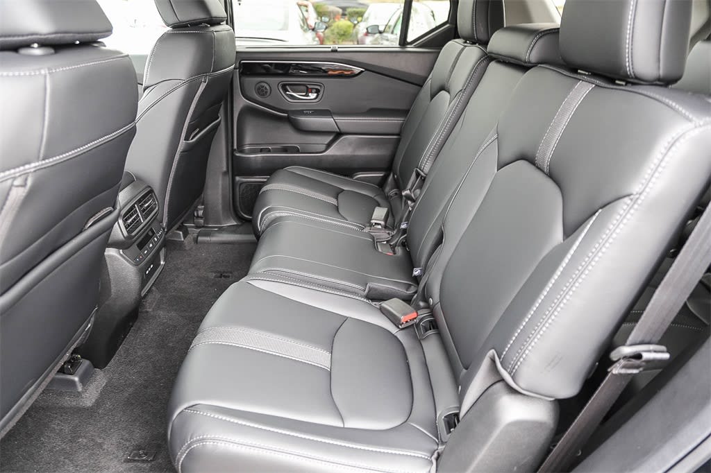 Thumbnail: 2025 Honda Pilot - 12