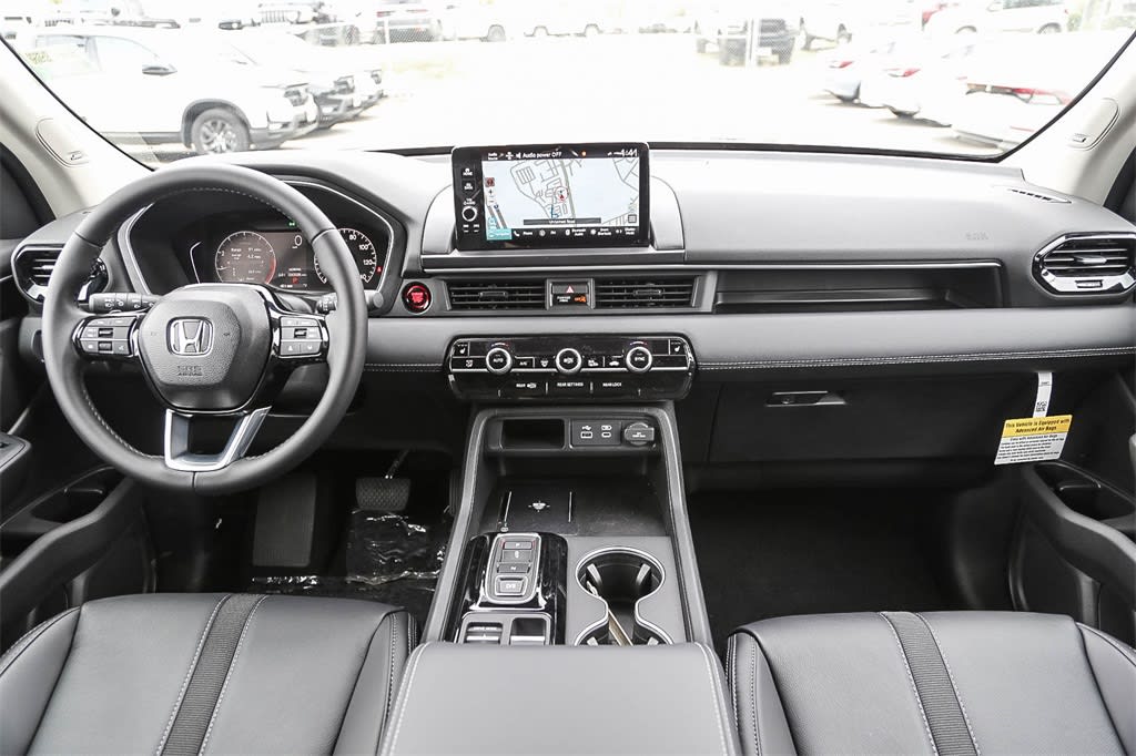 Thumbnail: 2025 Honda Pilot - 2