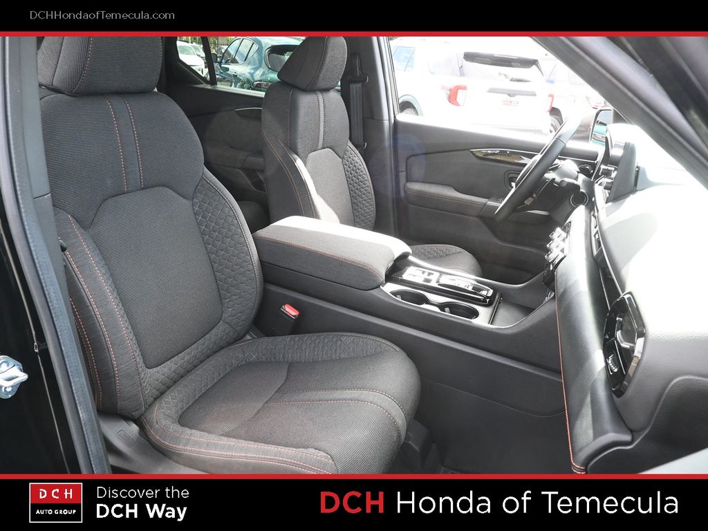 Thumbnail: 2025 Honda Pilot - 10