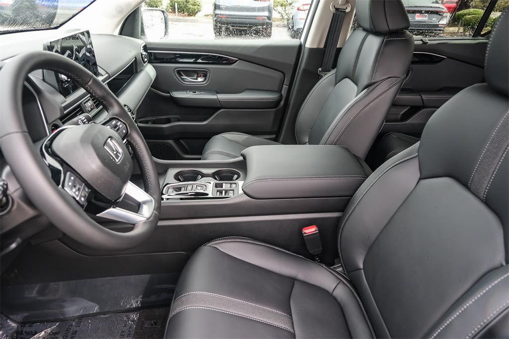 Thumbnail: 2025 Honda Pilot - 10