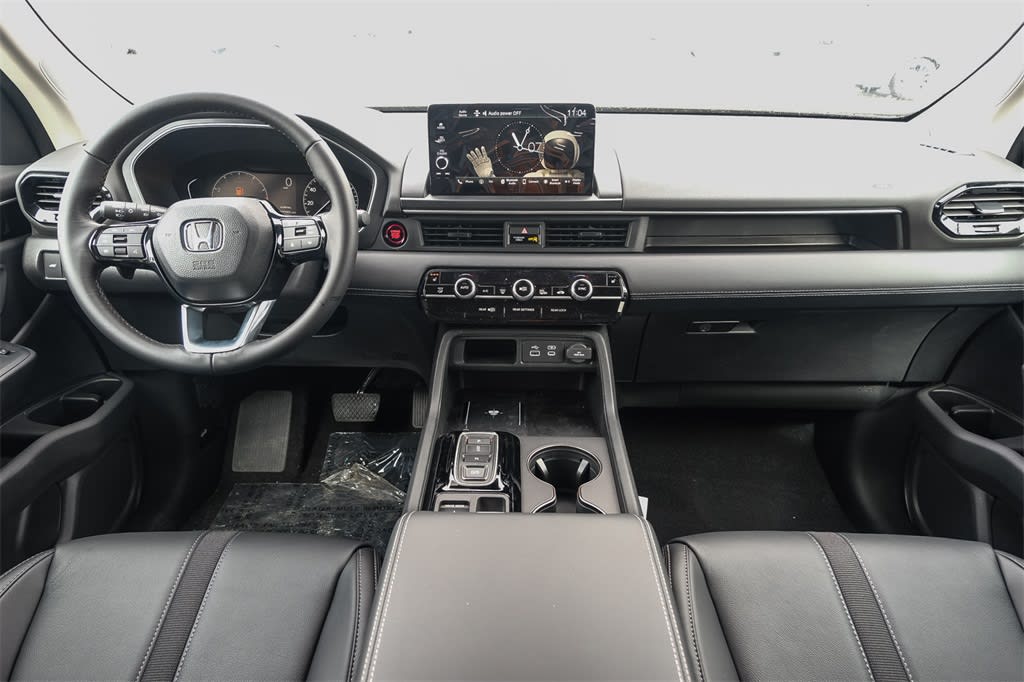 Thumbnail: 2025 Honda Pilot - 2