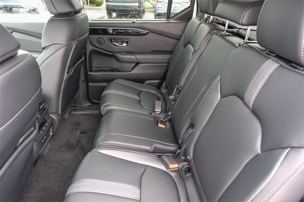 Thumbnail: 2025 Honda Pilot - 11