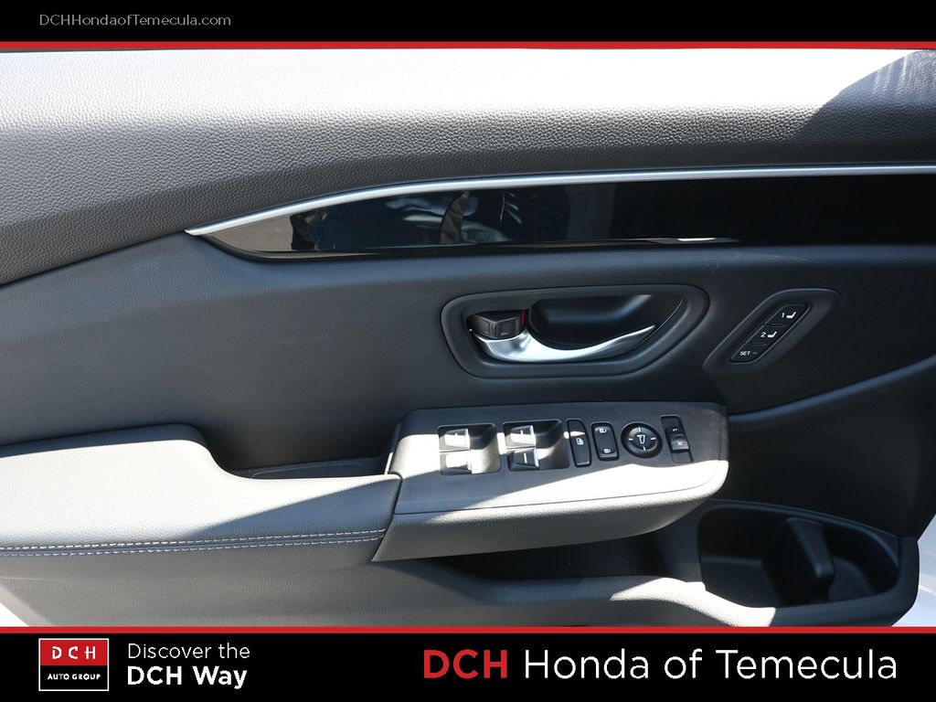 Thumbnail: 2023 Honda Pilot - 22