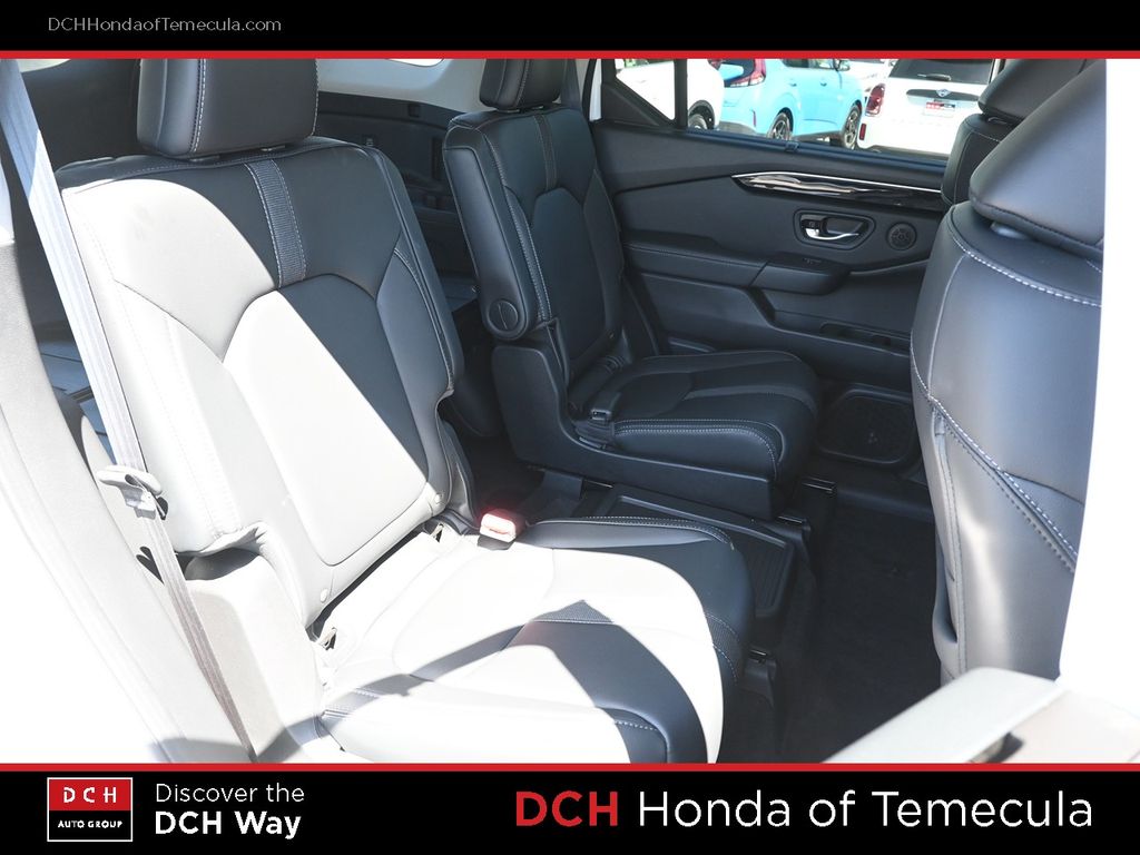 Thumbnail: 2023 Honda Pilot - 24
