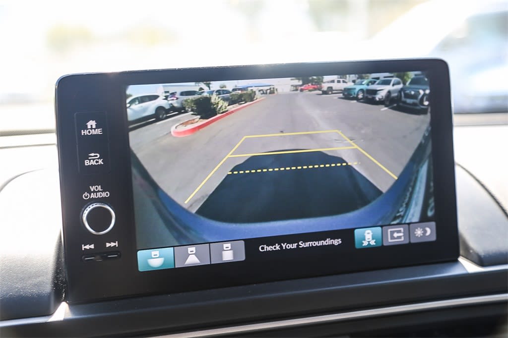 Thumbnail: 2025 Honda Pilot - 25