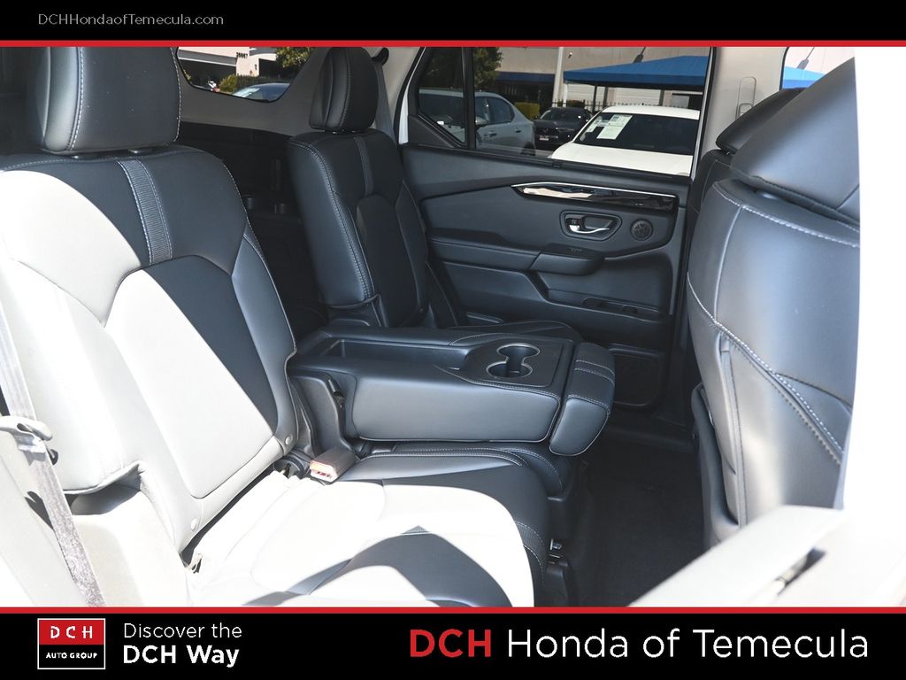 Thumbnail: 2024 Honda Pilot - 23
