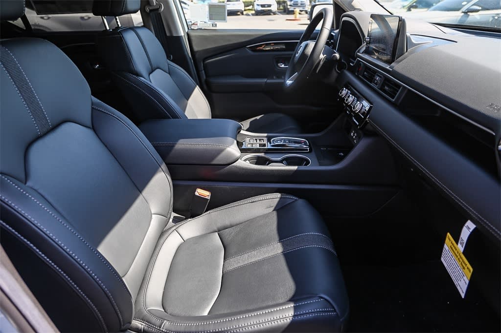 Thumbnail: 2025 Honda Pilot - 9