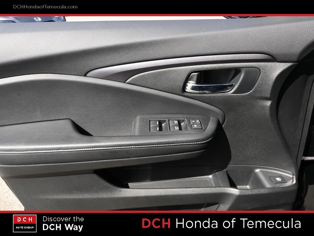 Thumbnail: 2023 Honda Ridgeline - 21