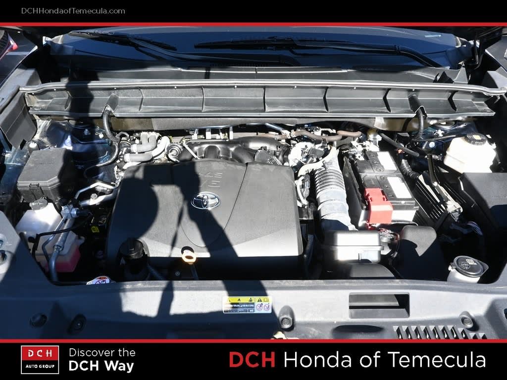 Thumbnail: 2021 Toyota Highlander - 8