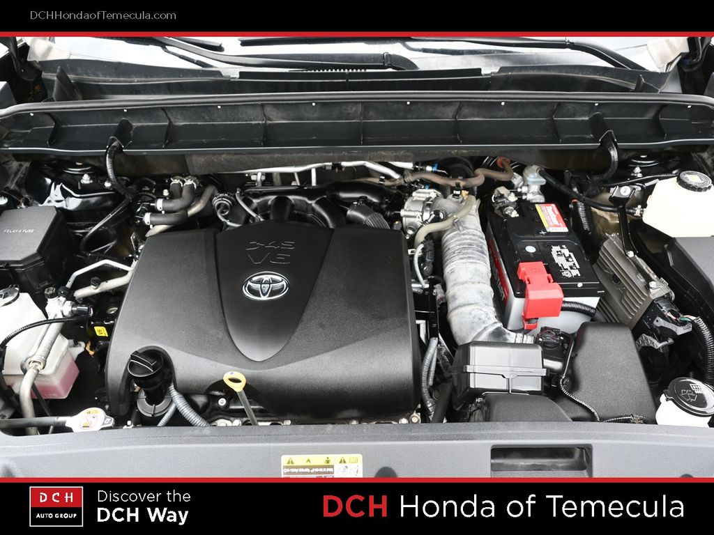 Thumbnail: 2021 Toyota Highlander - 8
