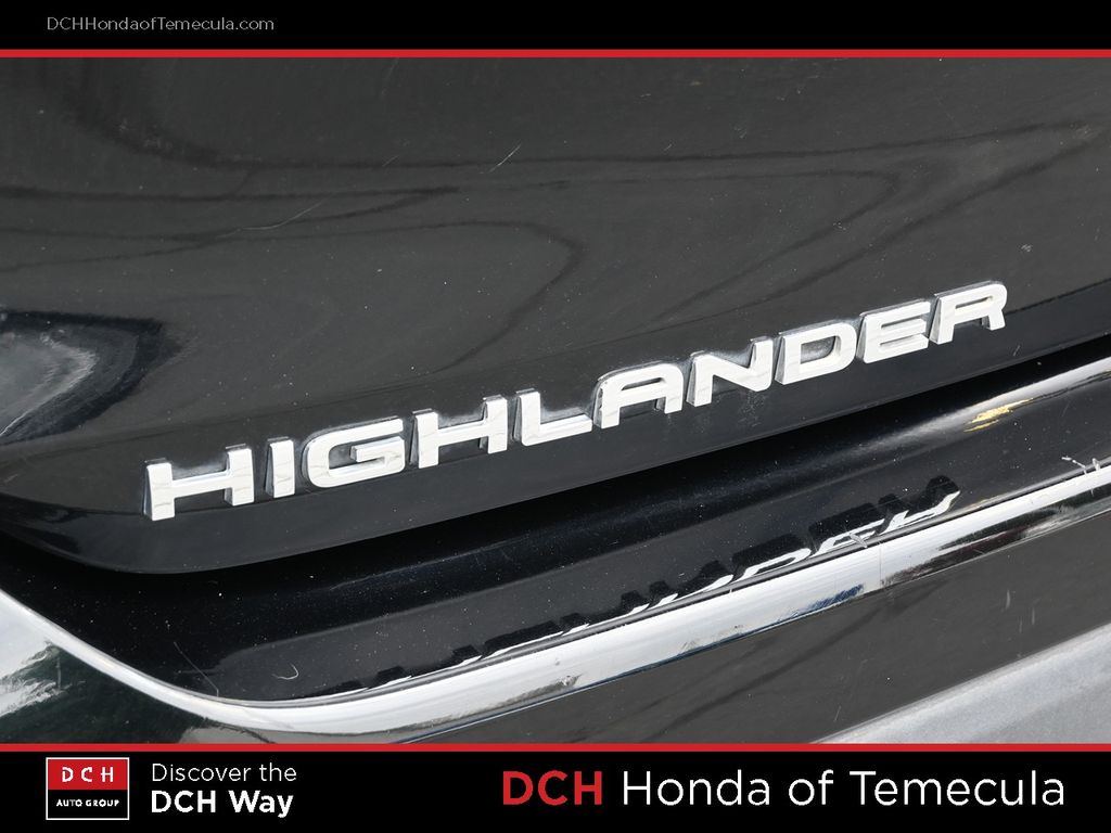 Thumbnail: 2021 Toyota Highlander - 6