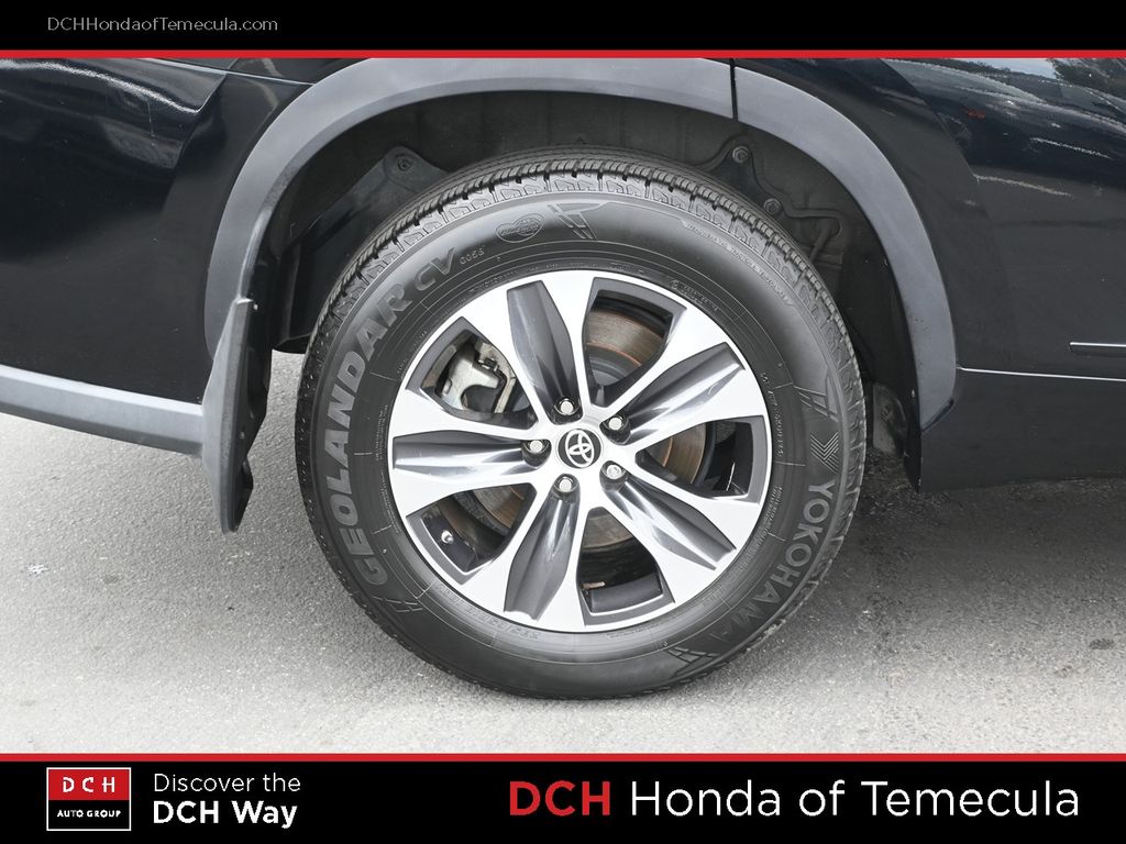 Thumbnail: 2021 Toyota Highlander - 7