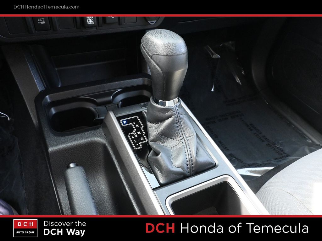 Thumbnail: 2021 Toyota Tacoma - 12