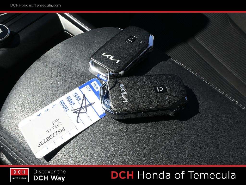 Thumbnail: 2023 Kia K5 - 15