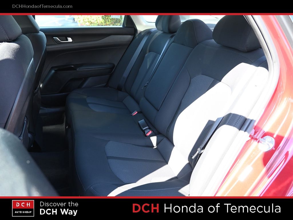 Thumbnail: 2023 Kia K5 - 10