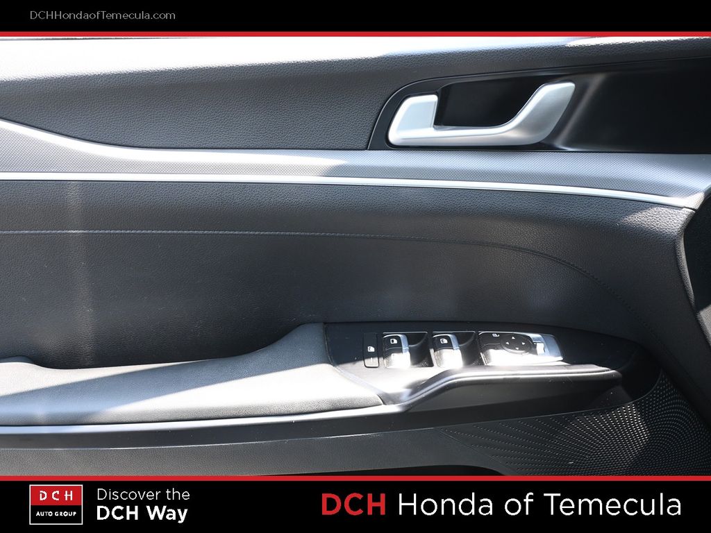 Thumbnail: 2022 Kia K5 - 22