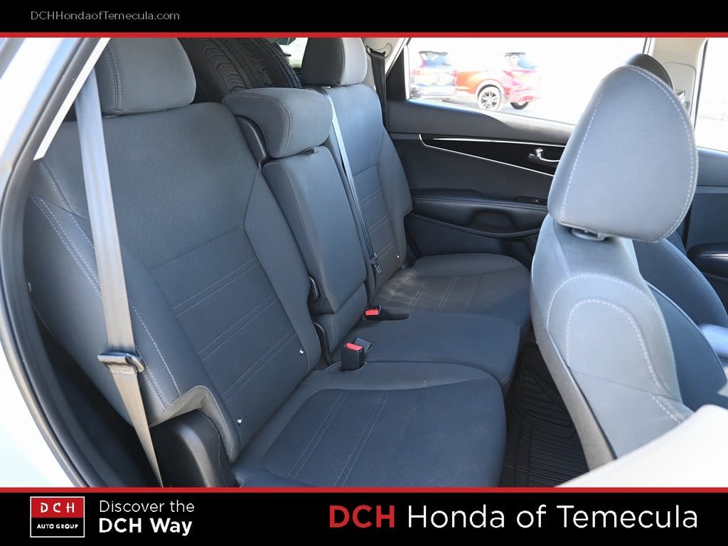 Thumbnail: 2020 Kia Sorento - 22