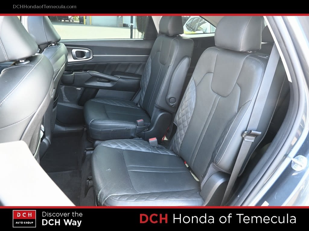 Thumbnail: 2021 Kia Sorento - 12