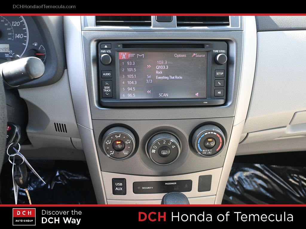 Thumbnail: 2013 Toyota Corolla - 12
