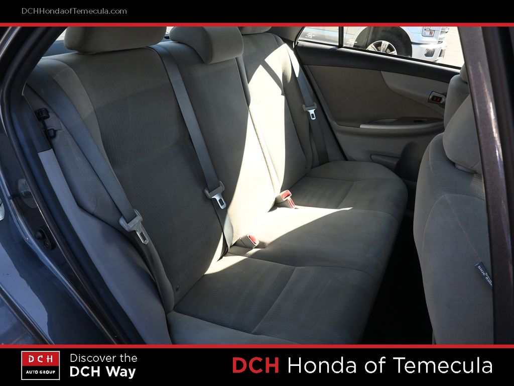 Thumbnail: 2013 Toyota Corolla - 23