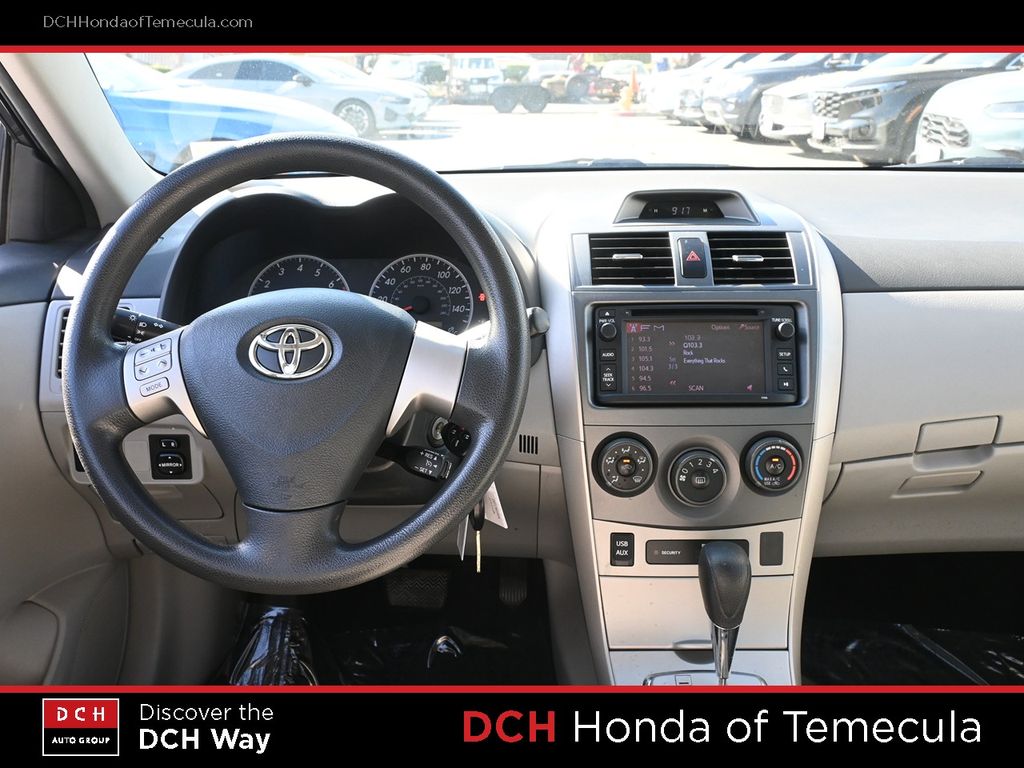 Thumbnail: 2013 Toyota Corolla - 2
