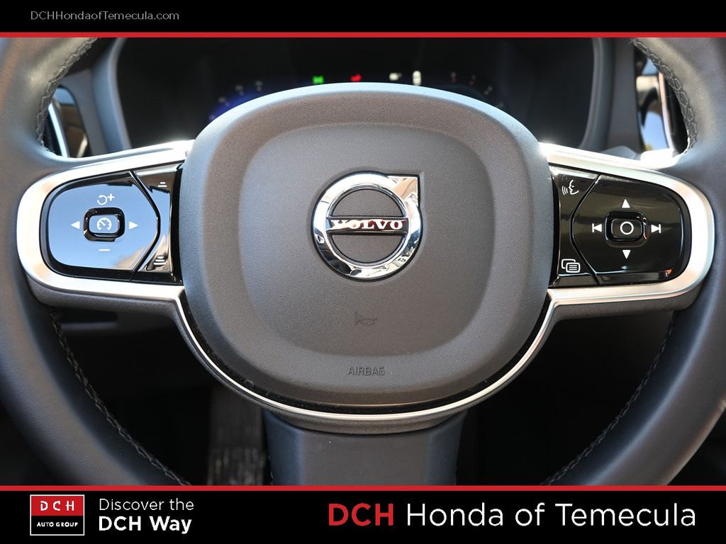 Thumbnail: 2024 Volvo S60 - 19
