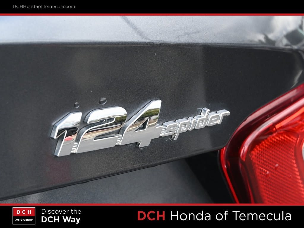 Thumbnail: 2019 Fiat 124 Spider - 6