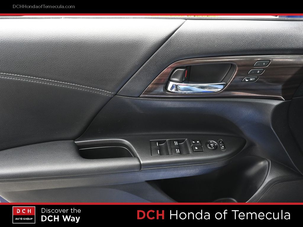 Thumbnail: 2017 Honda Accord - 22