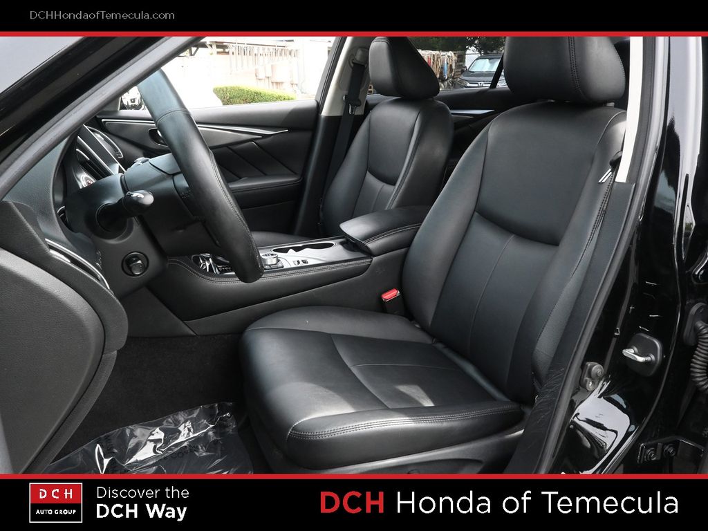 Thumbnail: 2017 INFINITI Q50 - 9