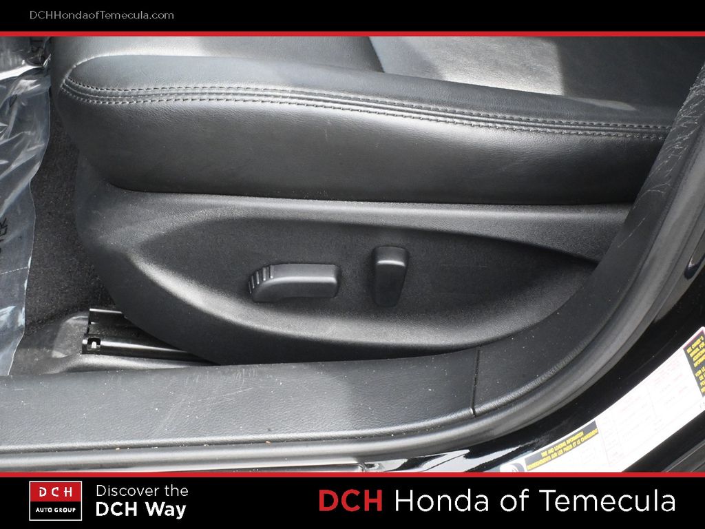 Thumbnail: 2017 INFINITI Q50 - 23