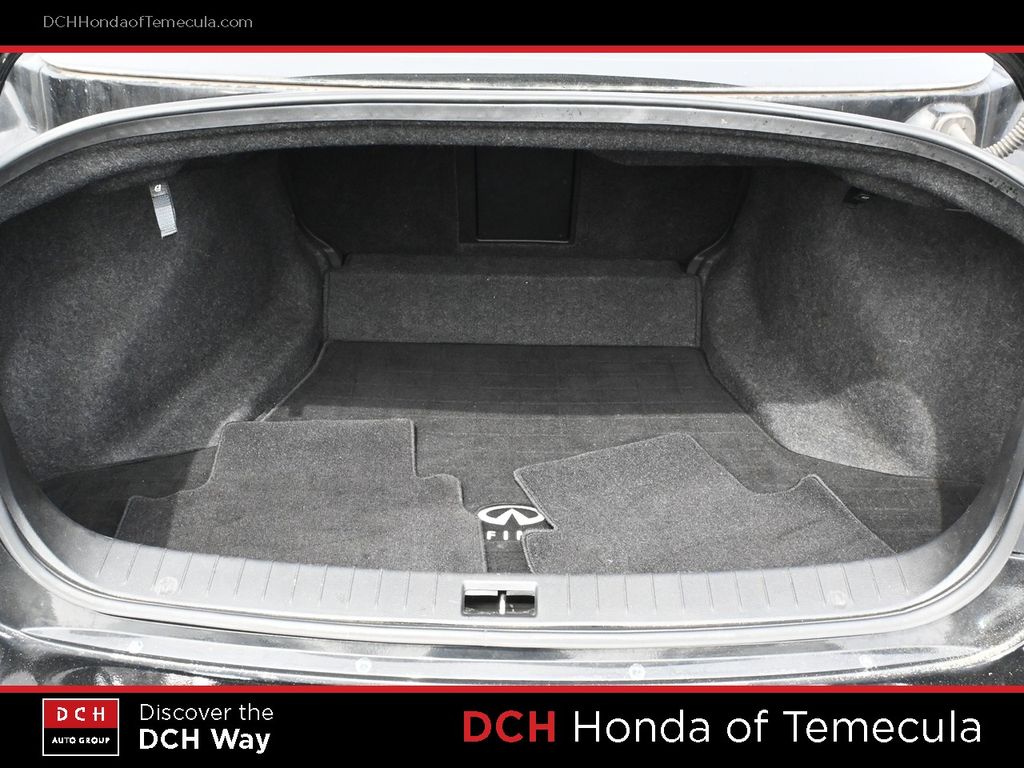 Thumbnail: 2017 INFINITI Q50 - 15