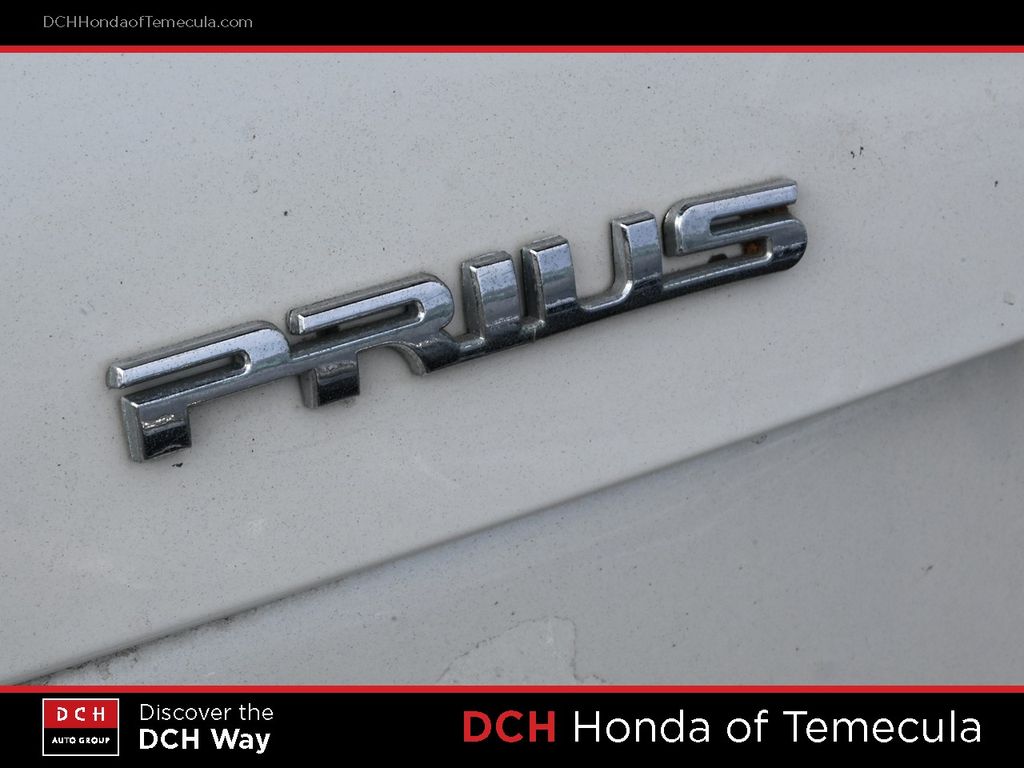 Thumbnail: 2015 Toyota Prius - 5