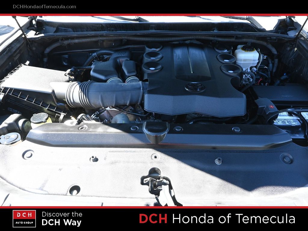 Thumbnail: 2015 Toyota 4Runner - 8