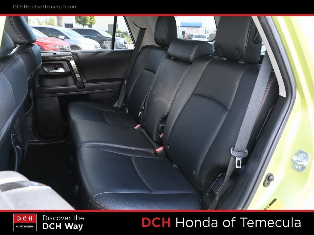 Thumbnail: 2022 Toyota 4Runner - 11