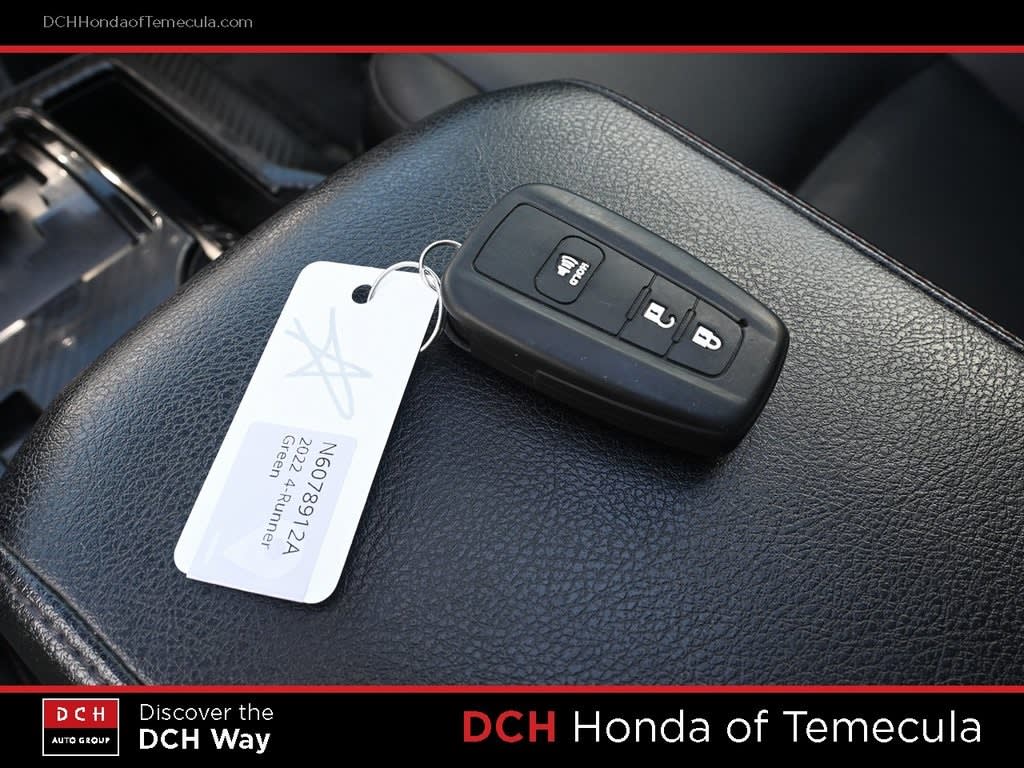 Thumbnail: 2022 Toyota 4Runner - 16