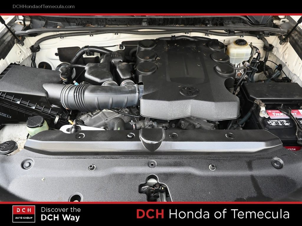 Thumbnail: 2010 Toyota 4Runner - 8