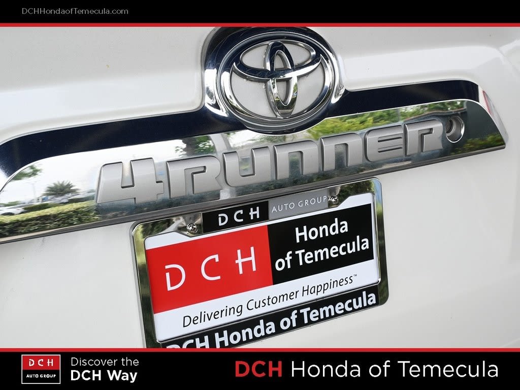 Thumbnail: 2010 Toyota 4Runner - 6