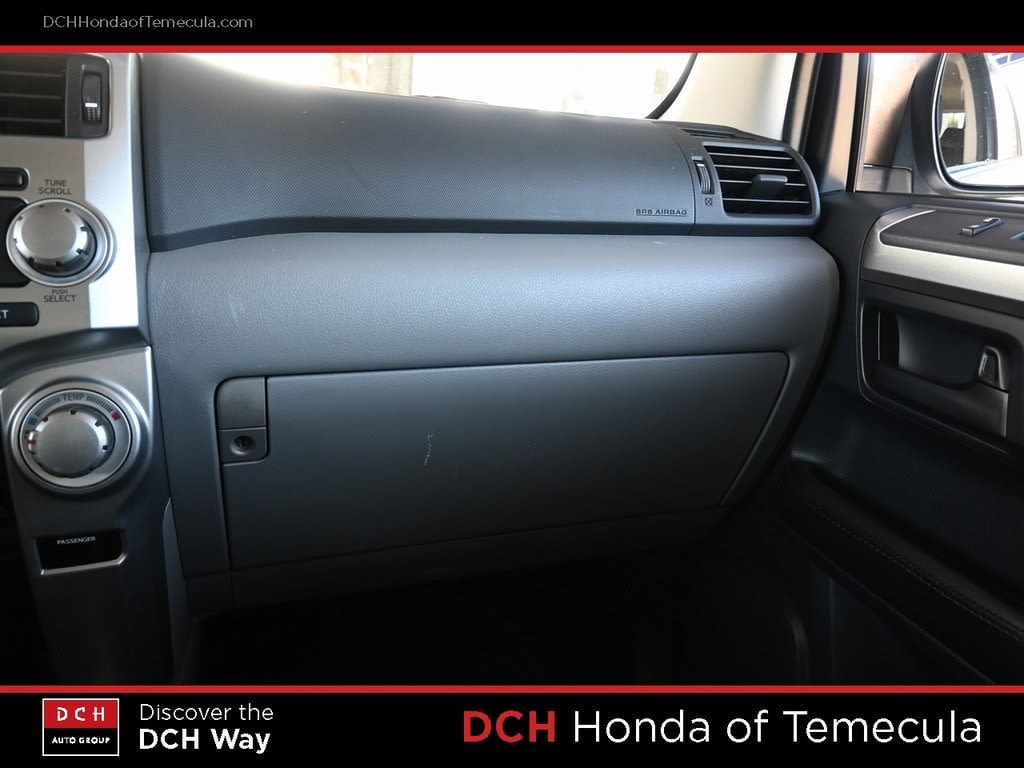 Thumbnail: 2010 Toyota 4Runner - 20