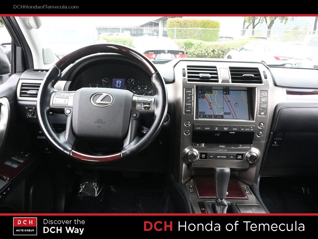 Thumbnail: 2019 Lexus GX - 2
