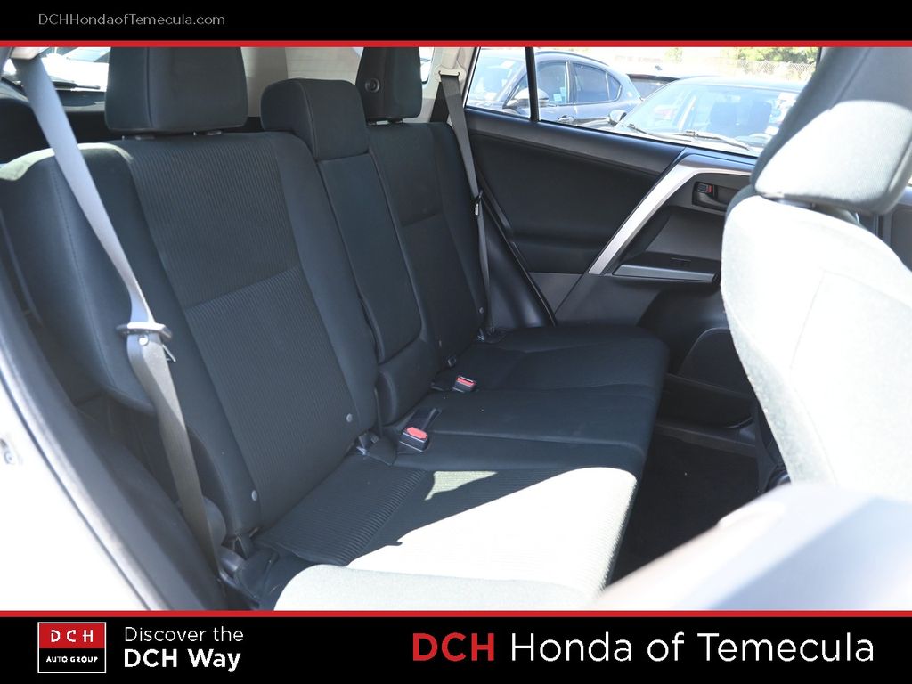 Thumbnail: 2018 Toyota RAV4 - 24
