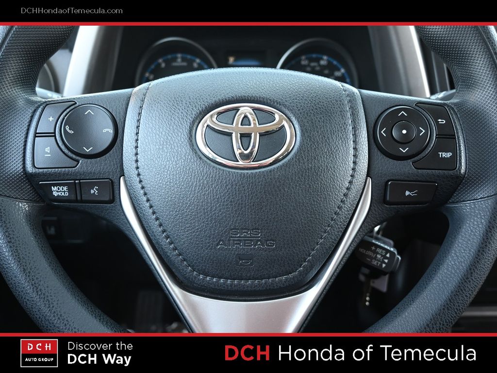 Thumbnail: 2018 Toyota RAV4 - 19